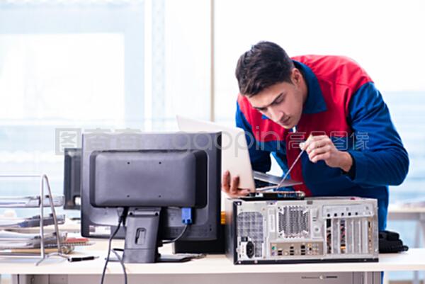 计算机修理专家与软件开发 技术世界的双翼